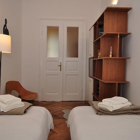 Apartment Moel Split Buitenkant foto