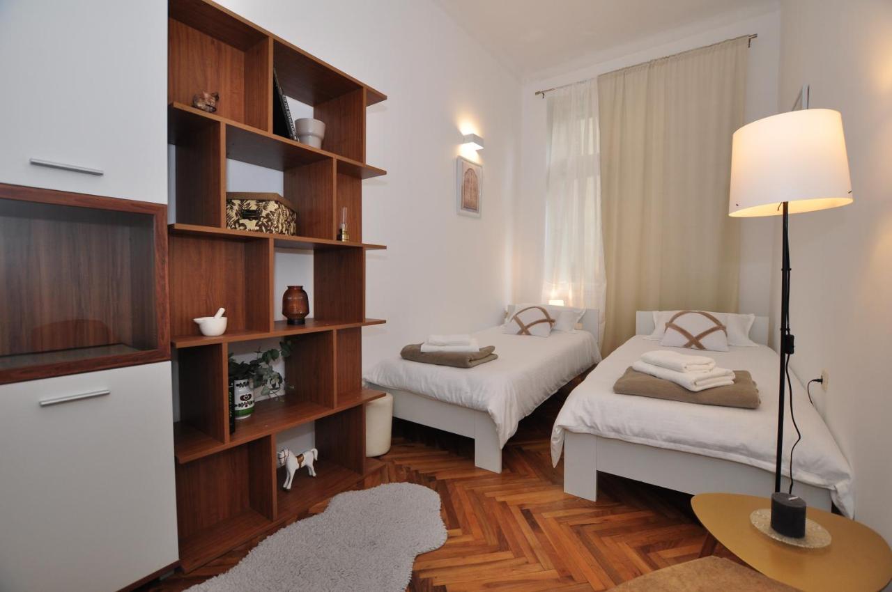 Apartment Moel Split Buitenkant foto