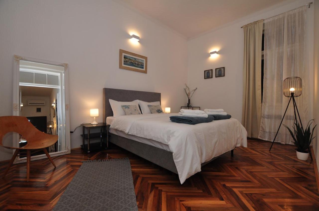 Apartment Moel Split Buitenkant foto