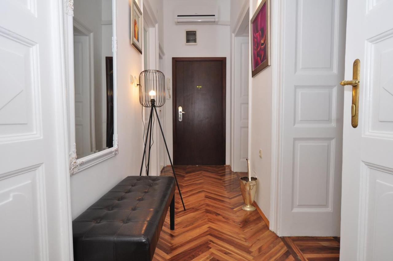 Apartment Moel Split Buitenkant foto